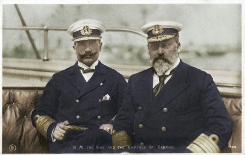 5603173-low_res-royal-cousins-at-war